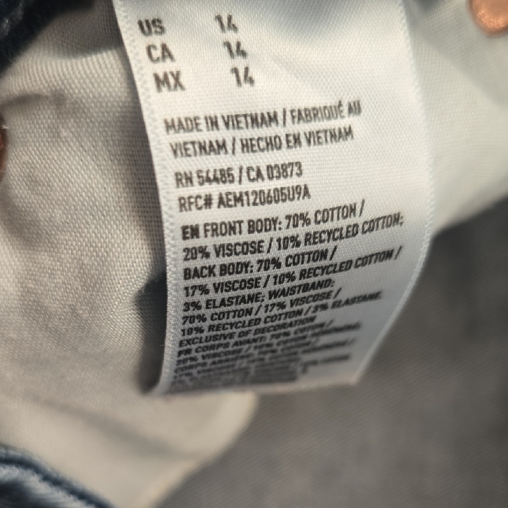 American Eagle Blue Denim Jeans (Curvy) - Picture 6 of 9